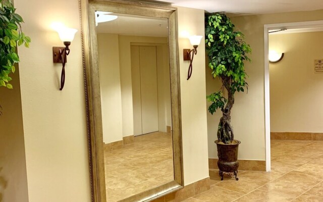 Spacious Condo at 3 Portofino