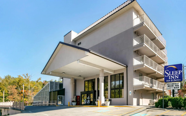 Sleep Inn & Suites near Sports World Blvd