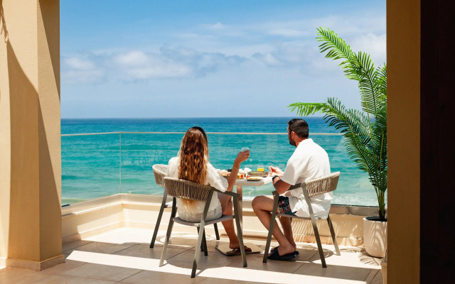 Batis Beach Hotel