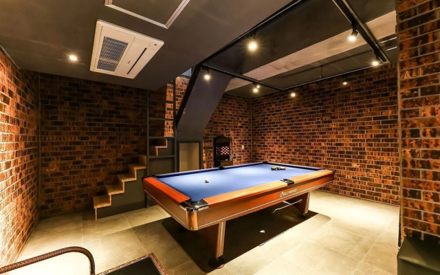 Jecheon Case Hotel