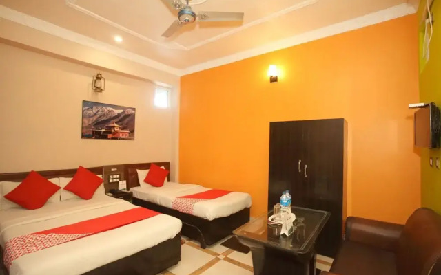 Oyo 512 Hotel Brindaban