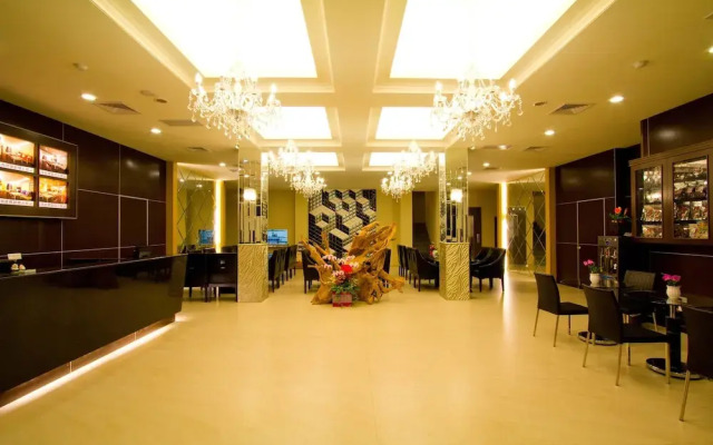 Formosa Fashion House