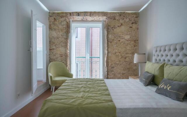 Brand New Downtown Apartment