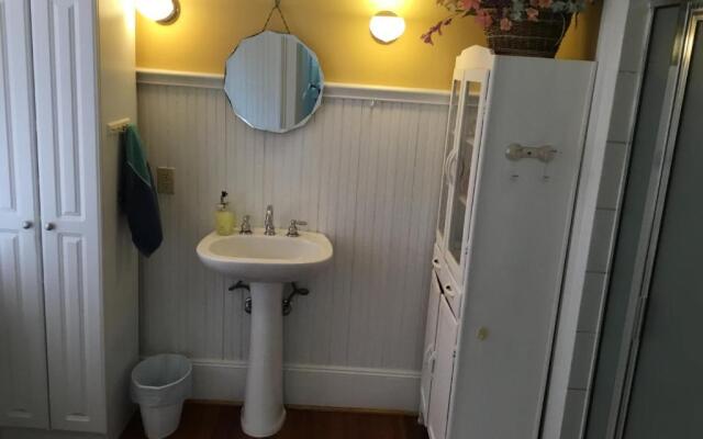 1118 Postoffice Street