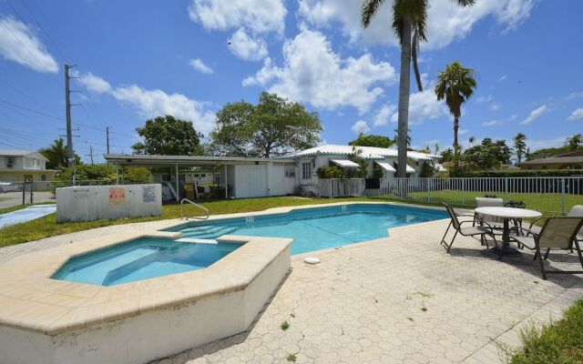 Hallandale Beach Apartments