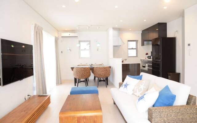 Pension Shine Blue