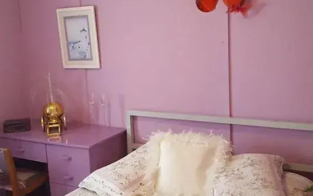 Eva's House by Checkin