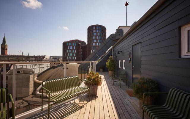 Hypernym Hotel & Suites