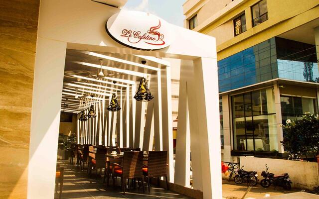 The SSK Solitaire Hotel & Banquets