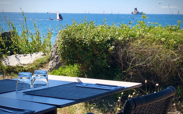 Logis Hôtel & Restaurant Les Mouettes - Larmor Plage, proche de Lorient