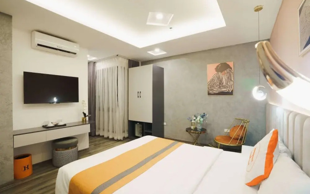 NNT HOTEL - Trung Kính