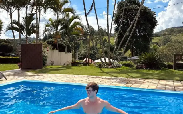 Pousada Flores do Campo