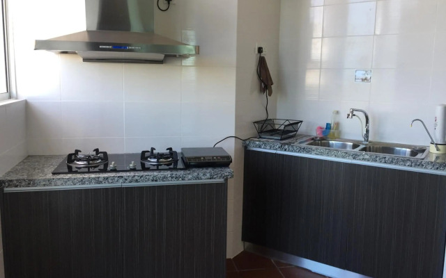 2775 sqf Sunset Luxury Condo