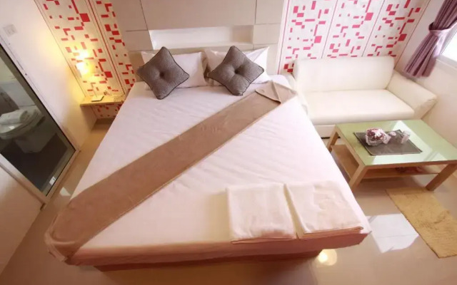 Bearing 26 Hotel