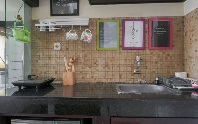 Unique and Classy Studio Room at Maple Park Sunter Apartment