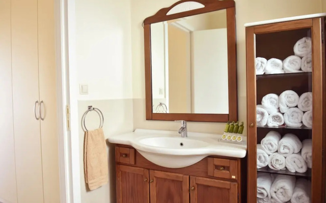 Fourni Eco Stone House