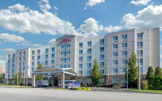 Hilton Garden Inn Kansas City