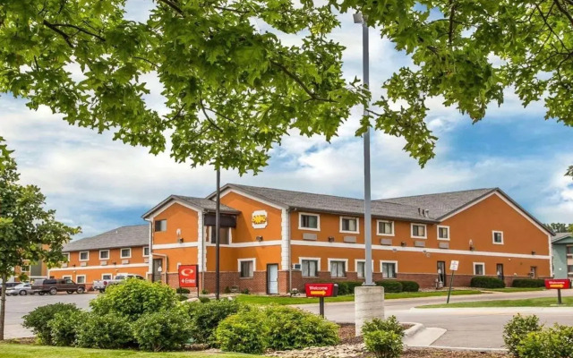 Econo Lodge Cedar Rapids