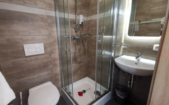 Garni City Hotel