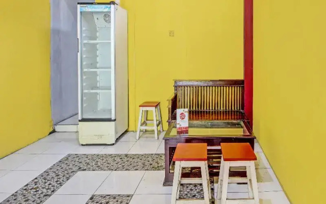 Moza Guest House by OYO