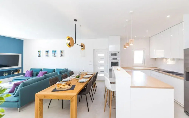 Scenic Elegant Trogir Villa With Pool