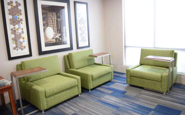 Holiday Inn Express Hotel & Suites West I 10 by IHG
