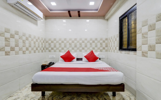OYO 71795 Hotel Shakti Inn