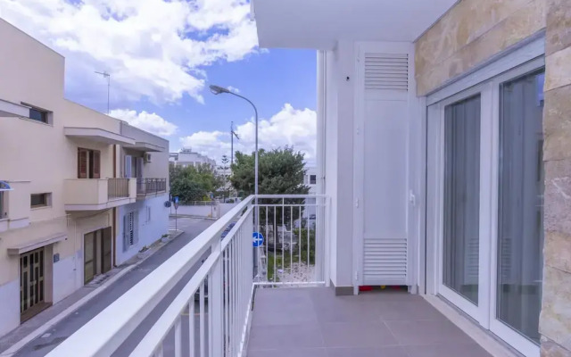 Mina Apartment 100m From Sea