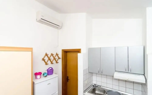 Apartments Ereš Žuronja