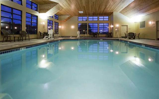 Grandstay Hotel And Suites Luverne