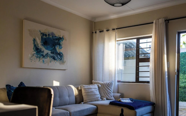 Stunning Modern Beach House in Velddrif