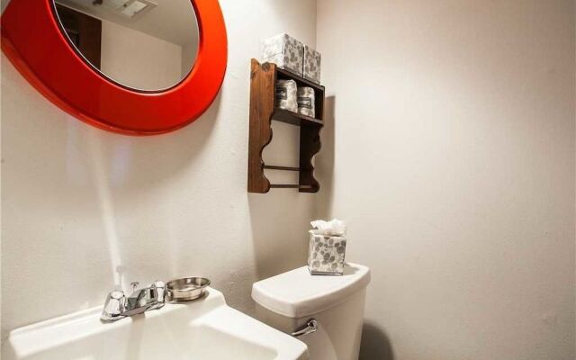 Black Bear Lodge - 5 Bedrooms Home