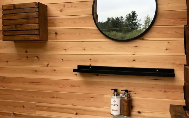 Walltree House Glamping - Bell Tent