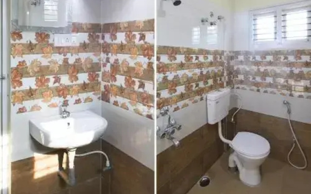 Apple Trees Inn by OYO