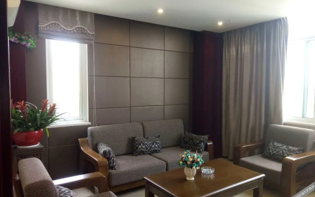 Nanjing 6 1 Business Passenger Hotel
