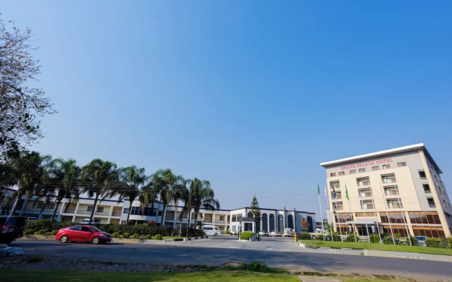 The Grand Palace Hotel