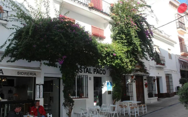 Hostal Paco Marbella