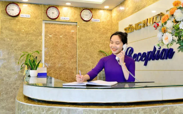 Song Huong Hue Hotel