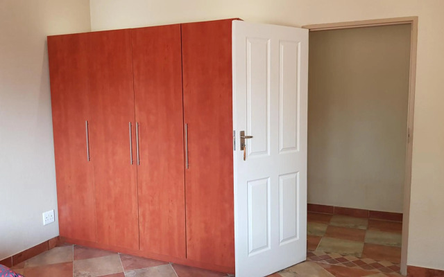 Hornbills Rest Country Home