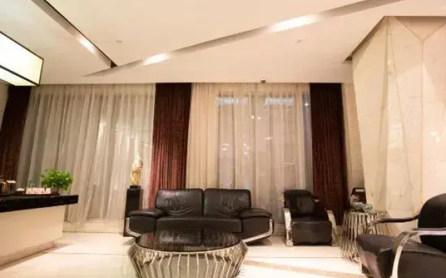 Wutongshu Holiday Hotel
