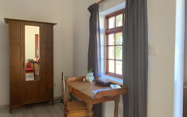 SCALI Wine LODGE