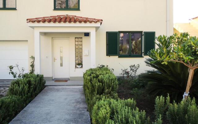 Smilja - 150 m From Pebble Beach - A1