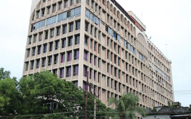 Hotel Rajmahal — 4-star hotel in Guwahati