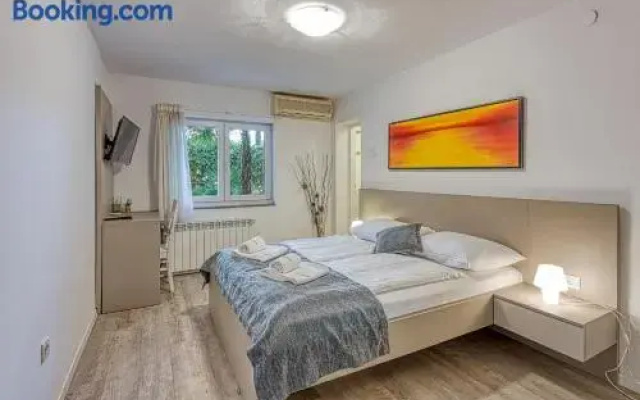 Villa Ladavac B&B