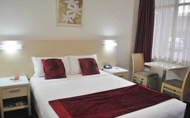 Best Western - Philip Lodge Motel