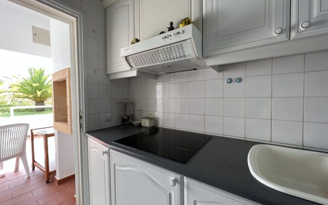 Vilamoura Typical 1 With Pool by Homing