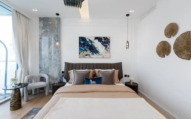 Premium 2BR Emaar Beachfront w Beach Access