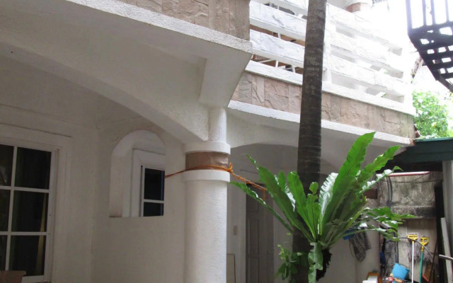Mito's Palace Boracay