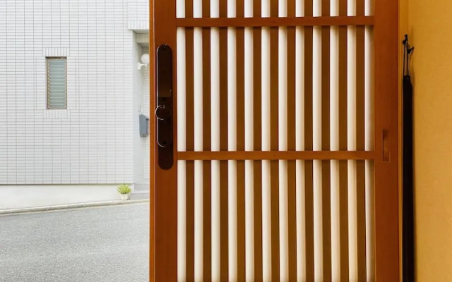 Kouhaku Kinkaku Fuku