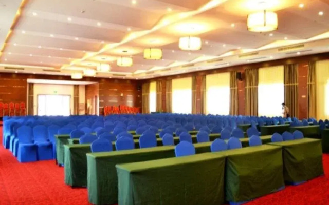 Century Land Hotel